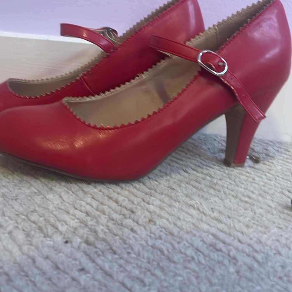 J.Adams red heeled pumps size 7.5